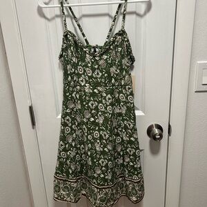 Sincerely Jules Green Floral Mini Dress